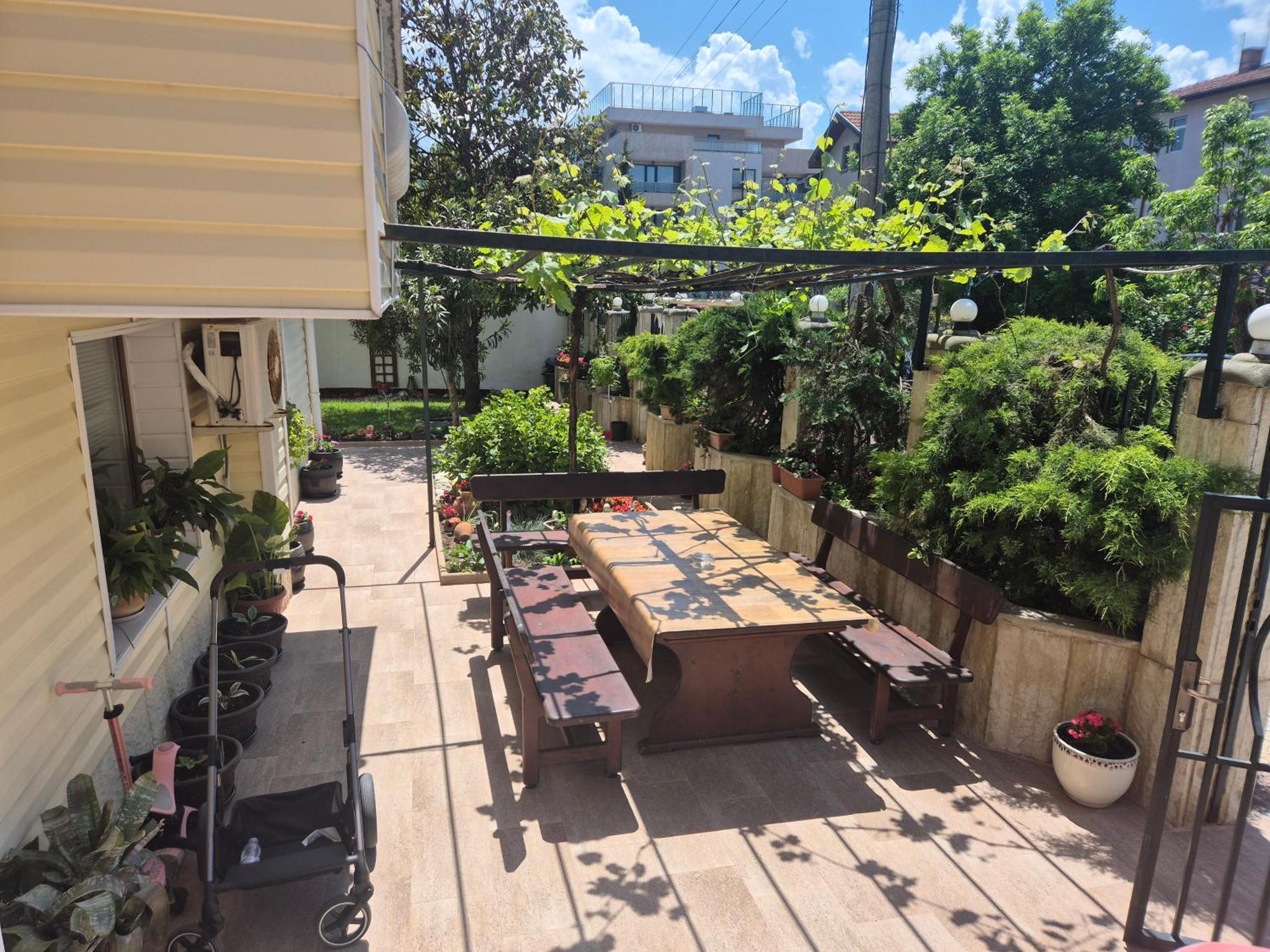 Vladimirov Guest House 프리모르스코 외부 사진